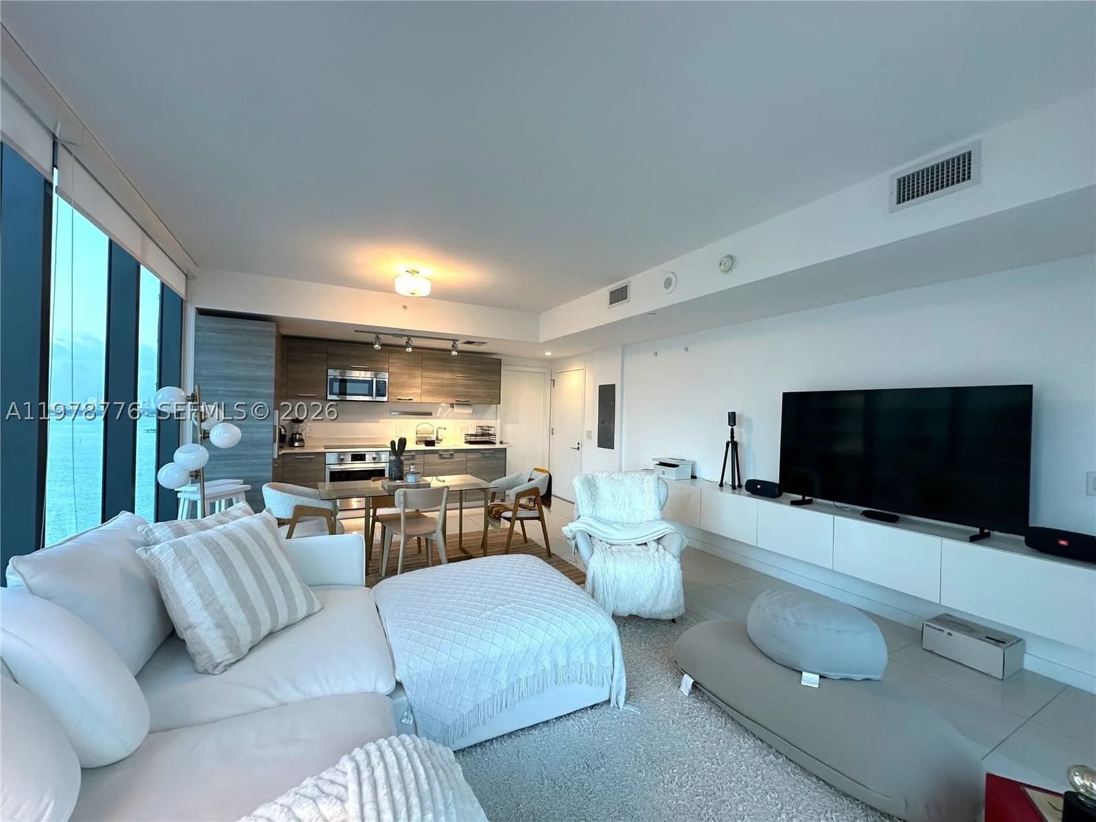 1+1 Condo — 650 32nd St #2108, Miami, FL 33137