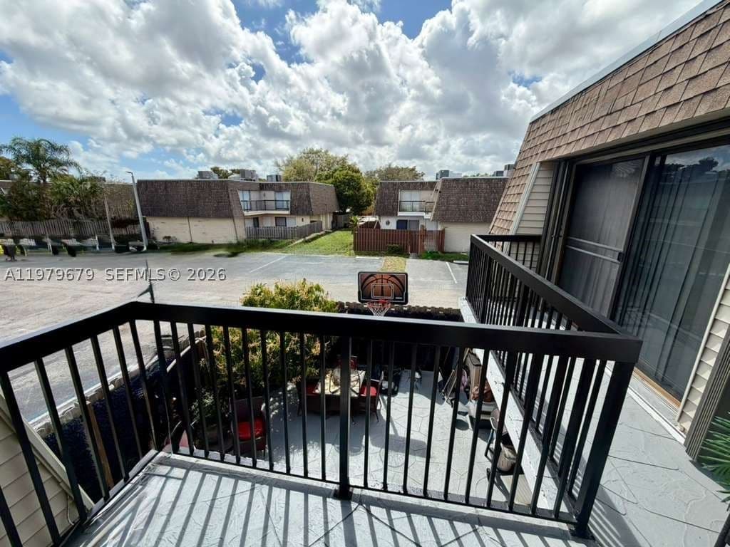2+1 Condo — 8209 23rd Ct #17C, North Lauderdale, FL 33068