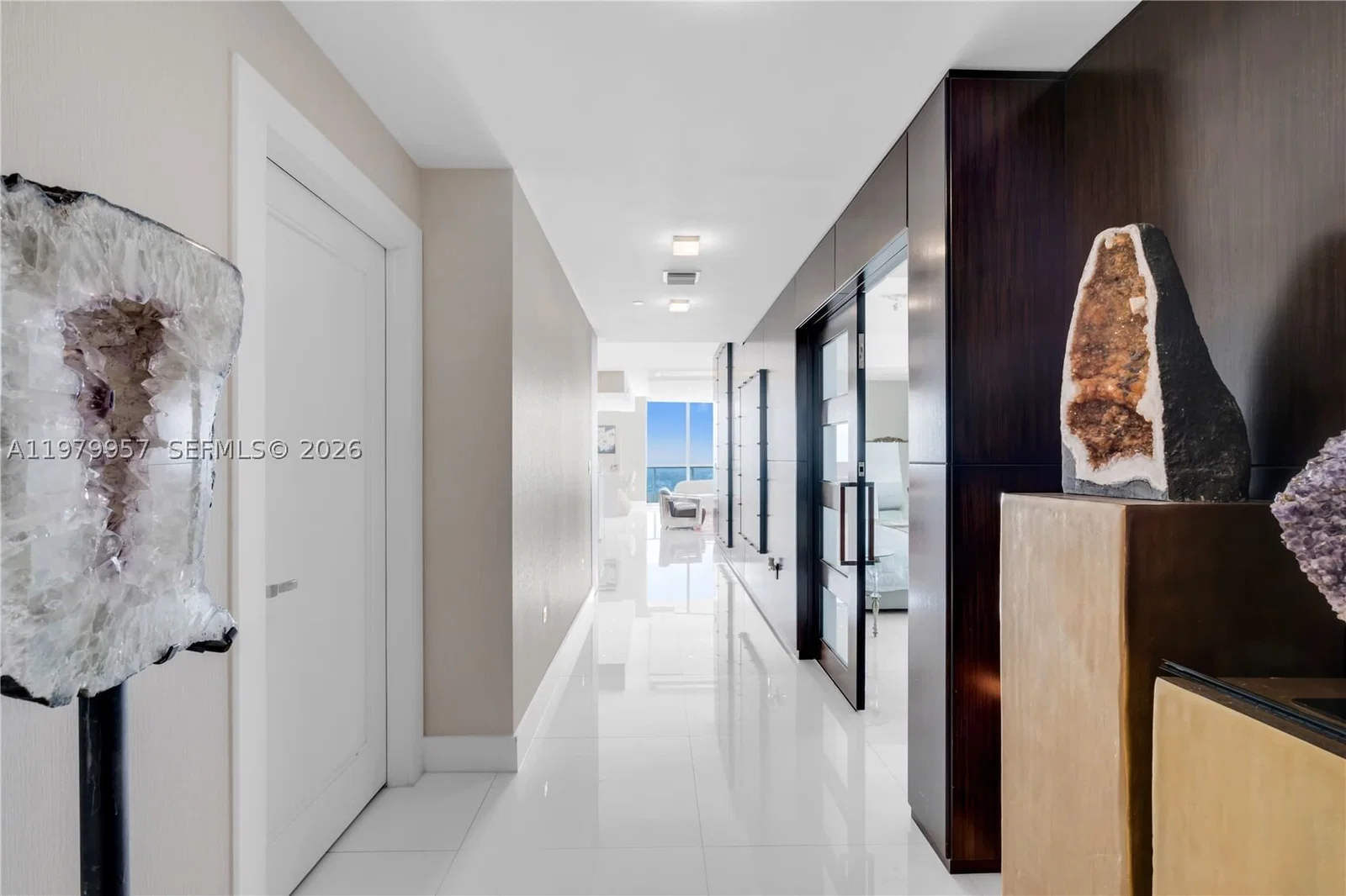 3-bedroom Condo — 900 Biscayne Blvd #PH6109, Miami, FL 33132