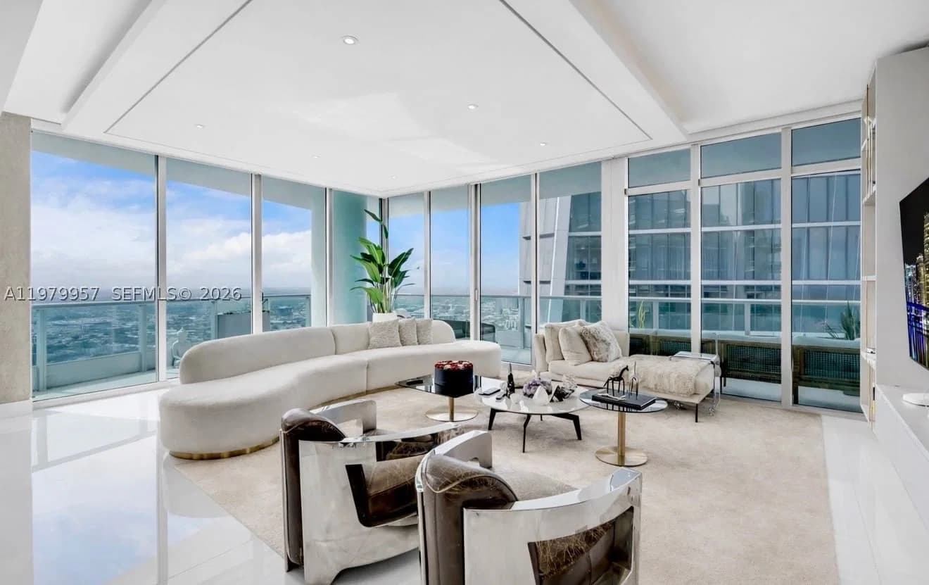 3-bedroom Condo — 900 Biscayne Blvd #PH6109, Miami, FL 33132