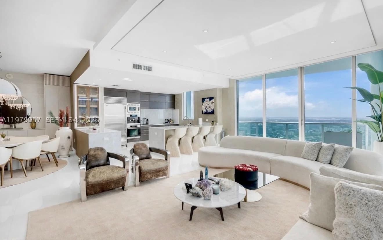 3-bedroom Condo — 900 Biscayne Blvd #PH6109, Miami, FL 33132