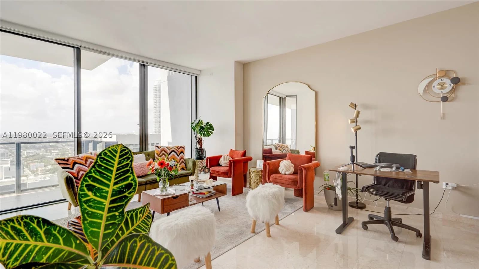 1-bedroom Condo — 88 7th St #2706, Miami, FL 33130