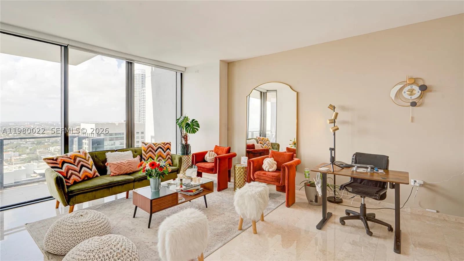 1-bedroom Condo — 88 7th St #2706, Miami, FL 33130