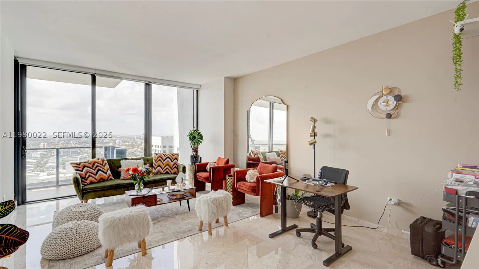 1-bedroom Condo — 88 7th St #2706, Miami, FL 33130