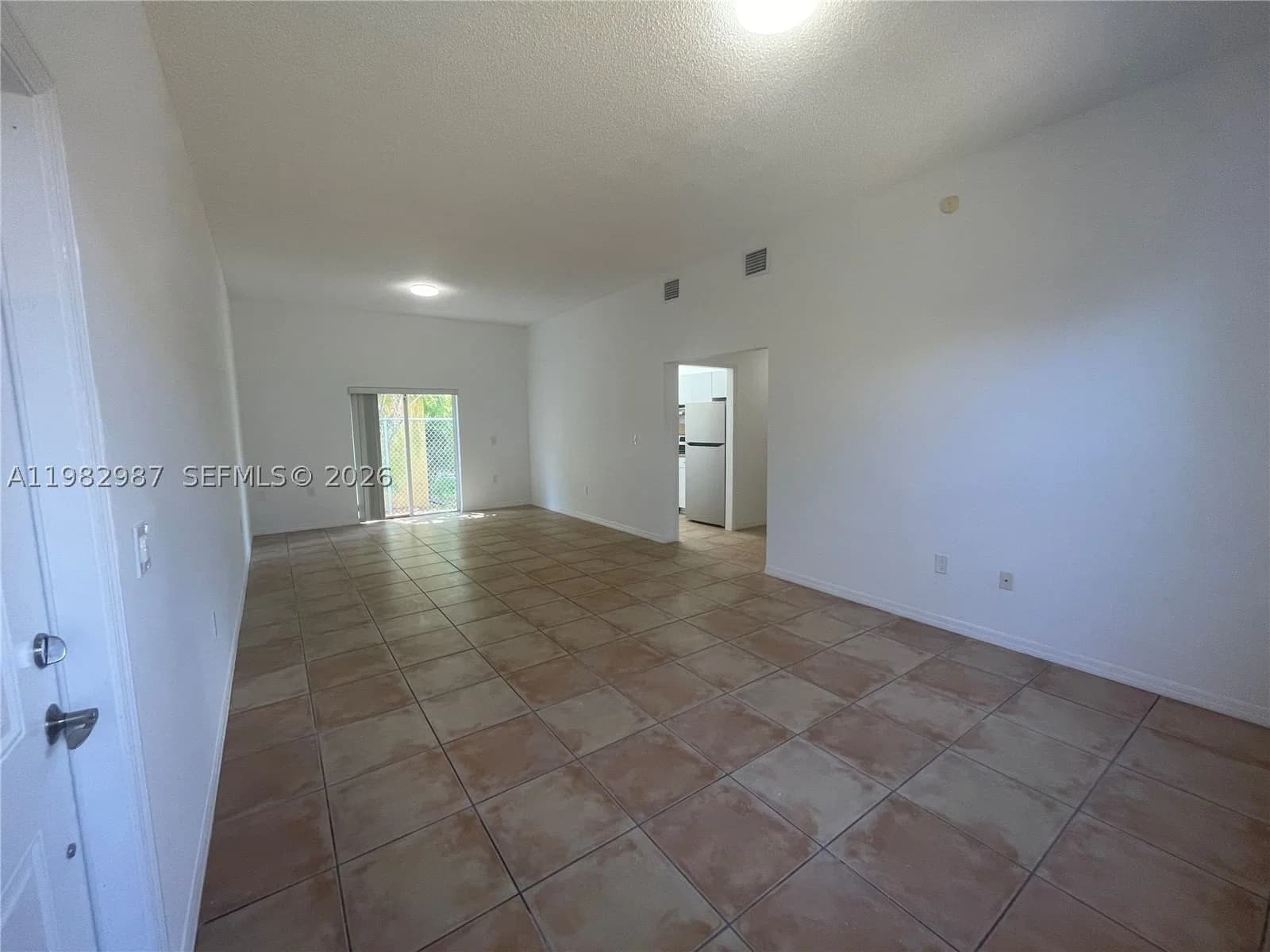 2-bedroom Property — 3421 25th St #01, Miami, FL 33133
