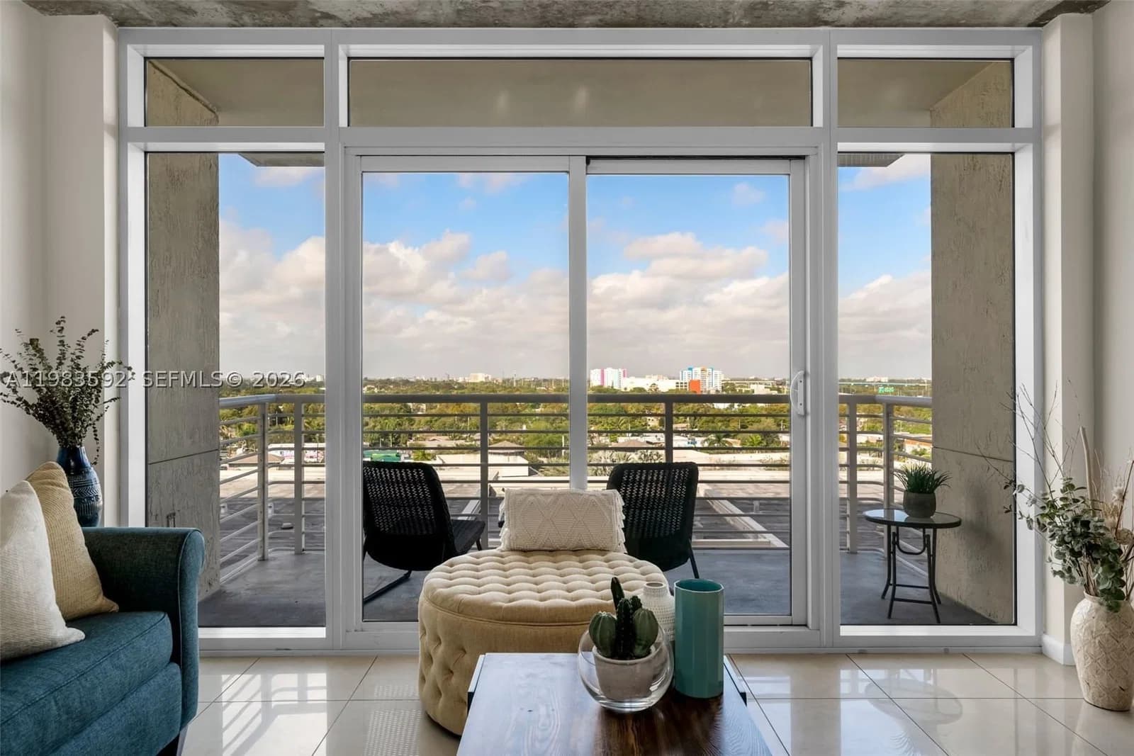 2-bedroom Condo — 3250 1st Ave #814, Miami, FL 33137