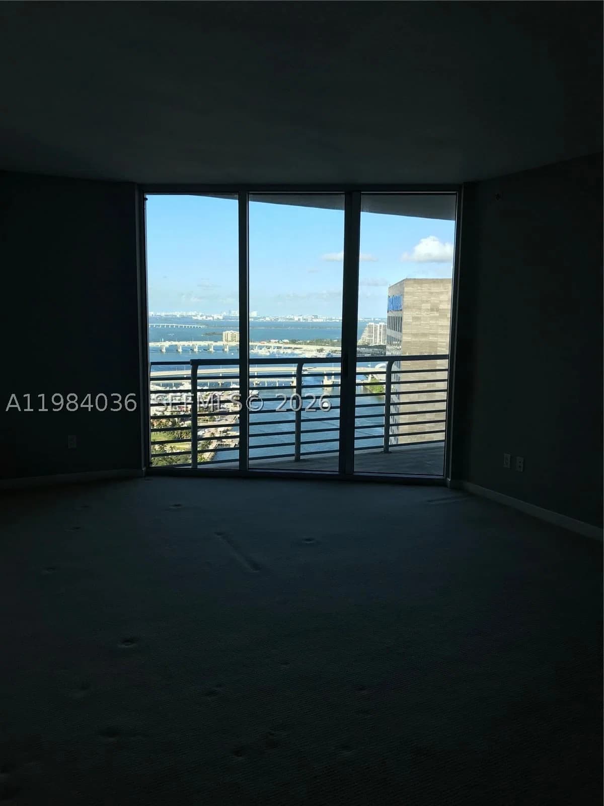 1+1 Condo — Miami, FL 33131
