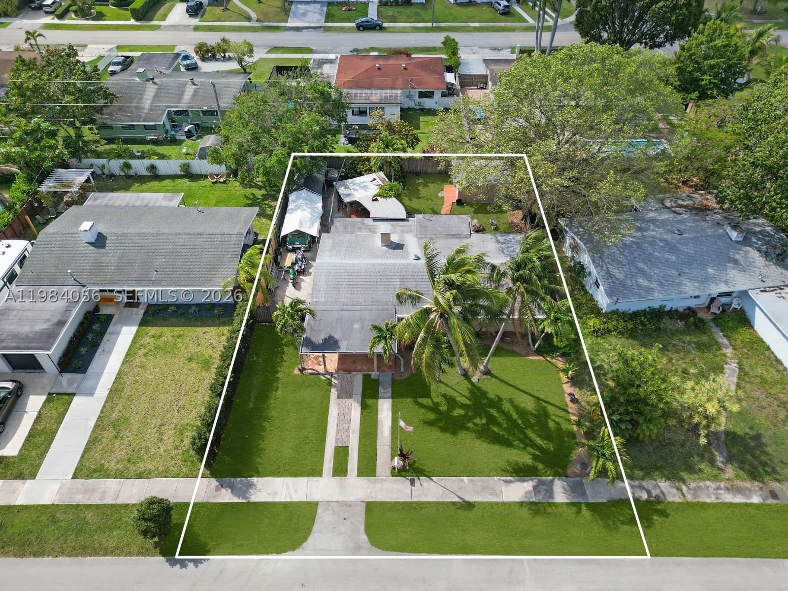 3+1 Müstakil ev — 9365 Jamaica Dr, Cutler Bay, FL 33189