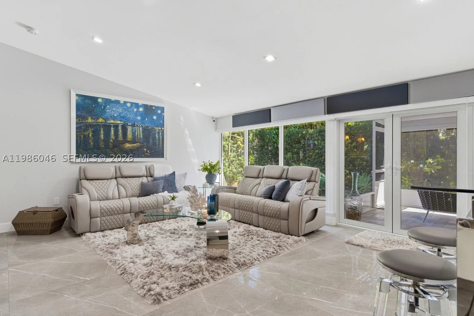 3+1 Müstakil ev — 430 Candia Ave, Coral Gables, FL 33134