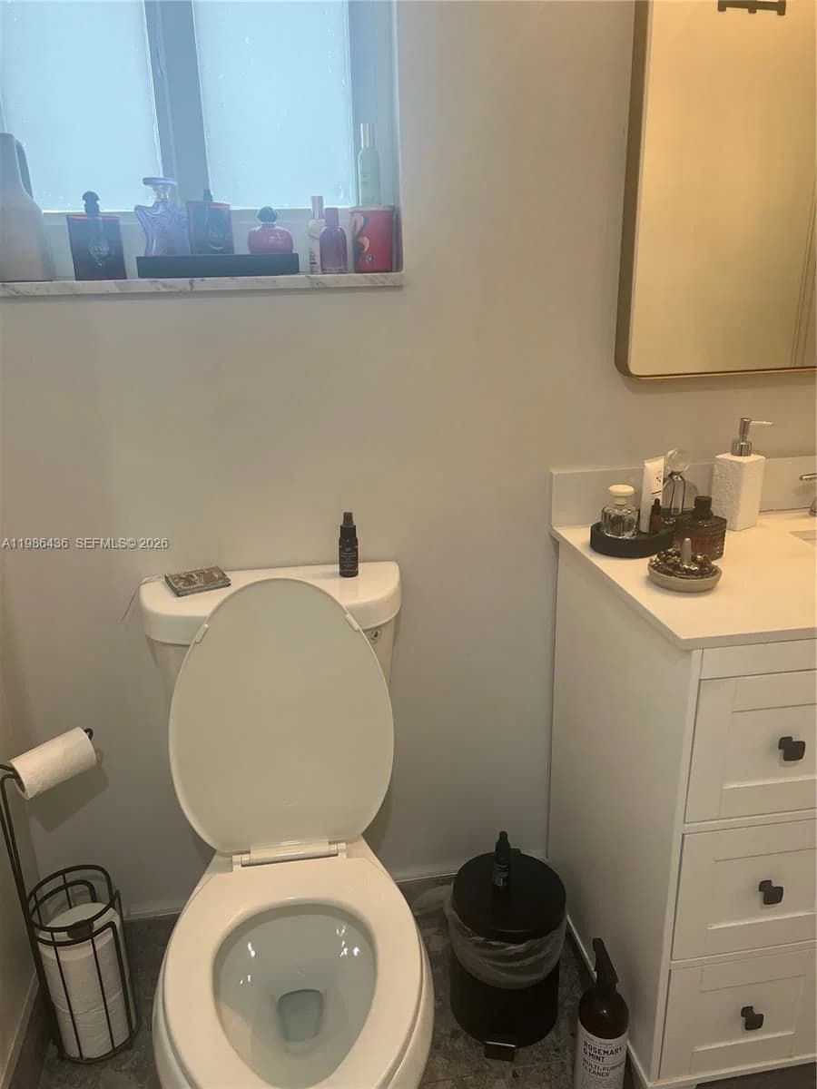 2+1 Müstakil ev — 8221 14th St, Plantation, FL 33322