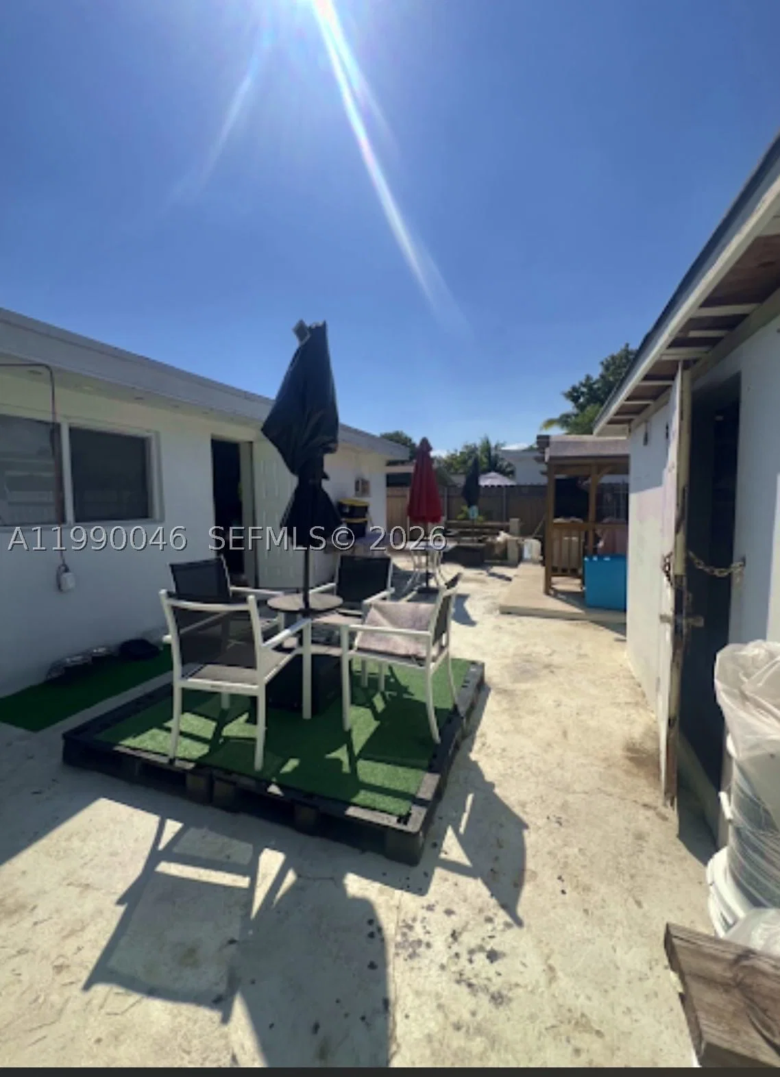 Dubleks — 2373 33rd St, Miami, FL 33142
