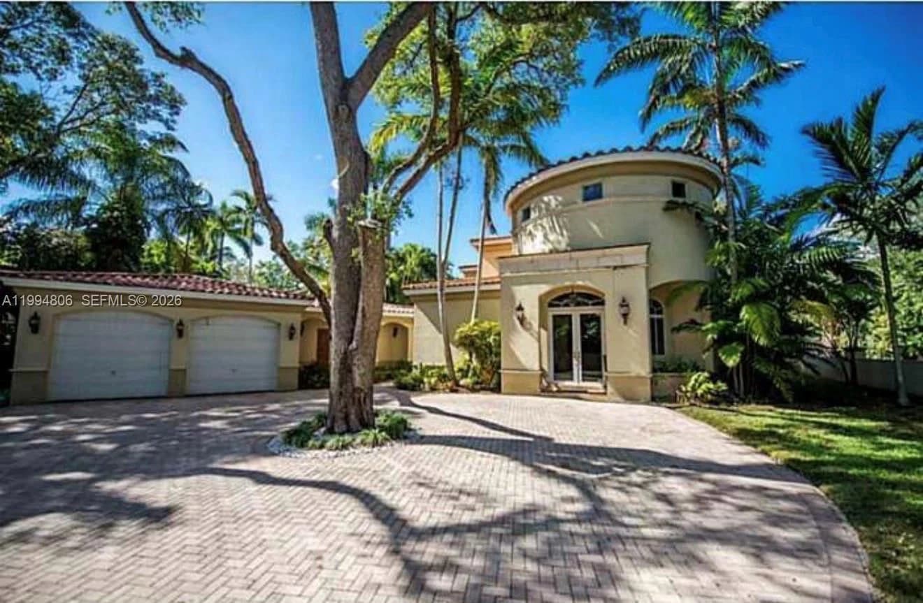5-bedroom Single-Family Home — 3630 Justison Rd, Miami, FL 33133