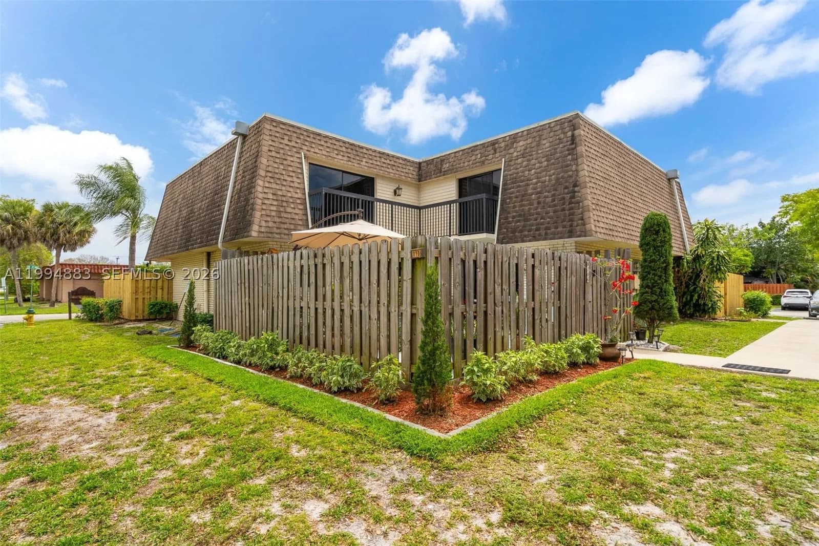 2+1 Townhouse — 8106 23rd St #28A, North Lauderdale, FL 33068