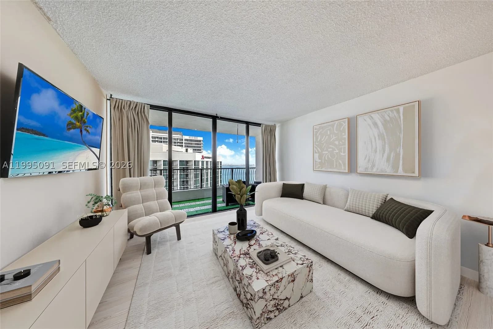 1-bedroom Condo — 555 15th St #33G, Miami, FL 33132