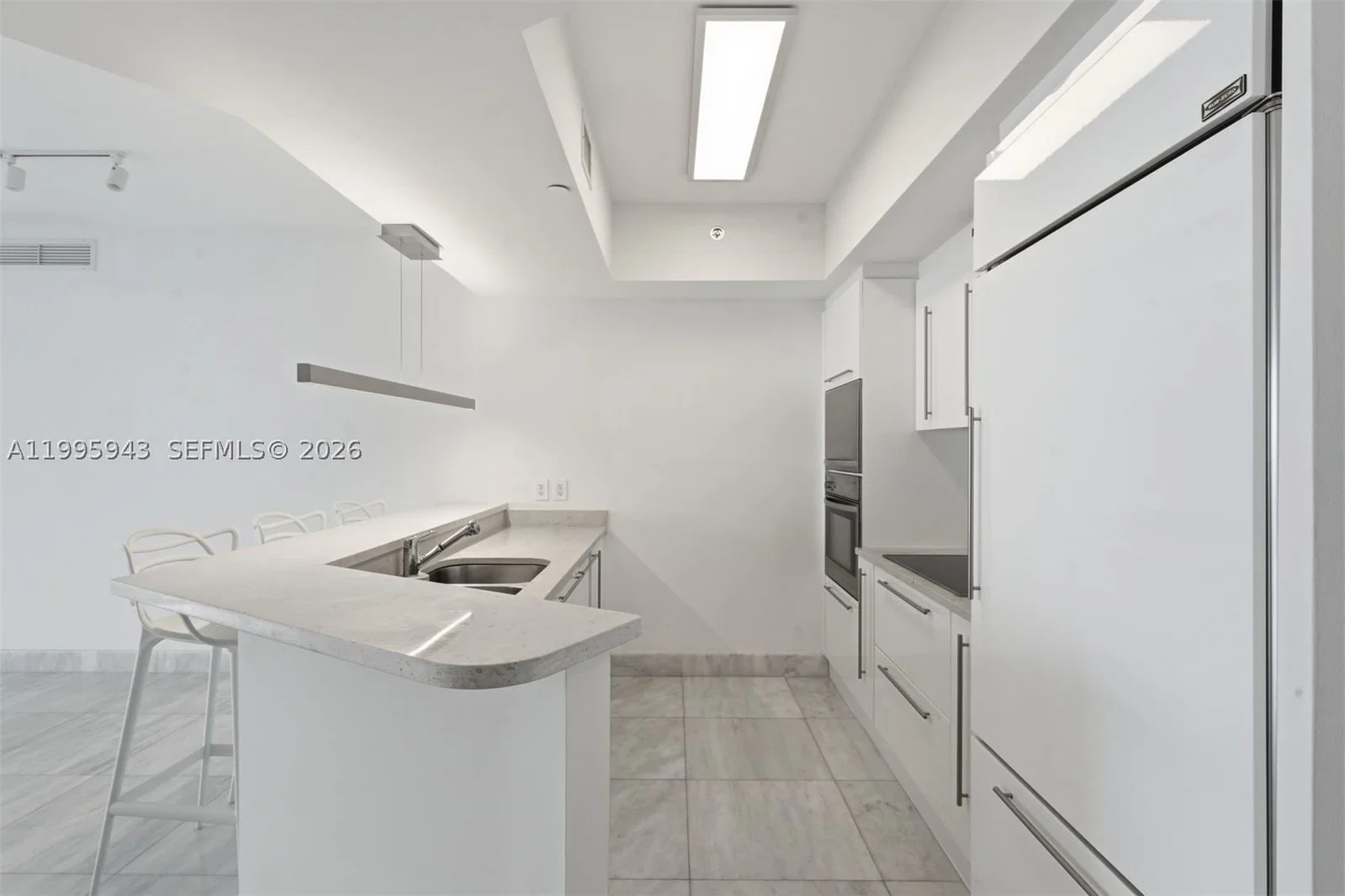 2+1 Condo — 450 Alton Rd #910, Miami Beach, FL 33139