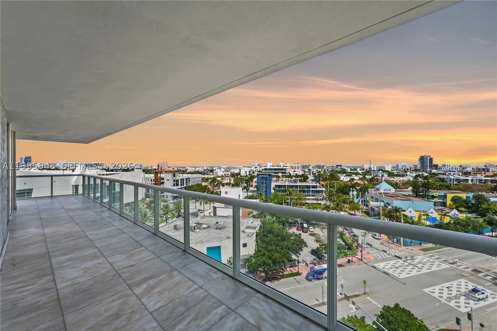 2+1 Condo — 450 Alton Rd #910, Miami Beach, FL 33139