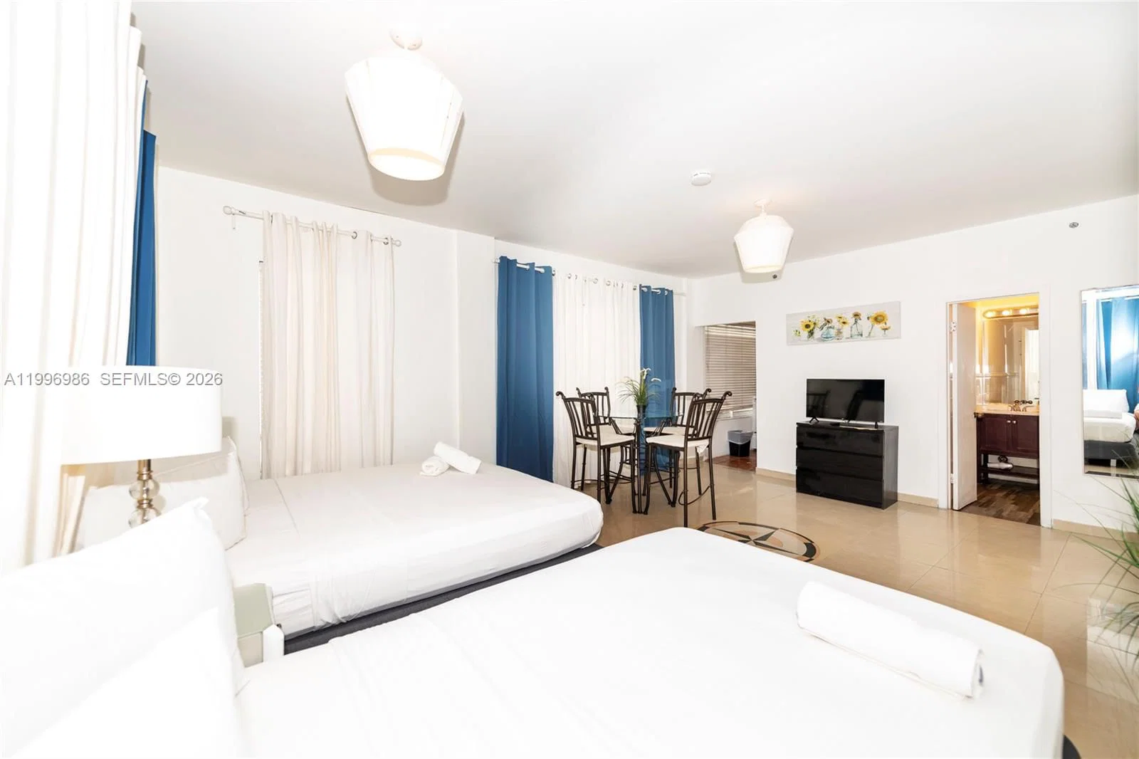 Condo — 918 Ocean Dr #203, Miami Beach, FL 33139