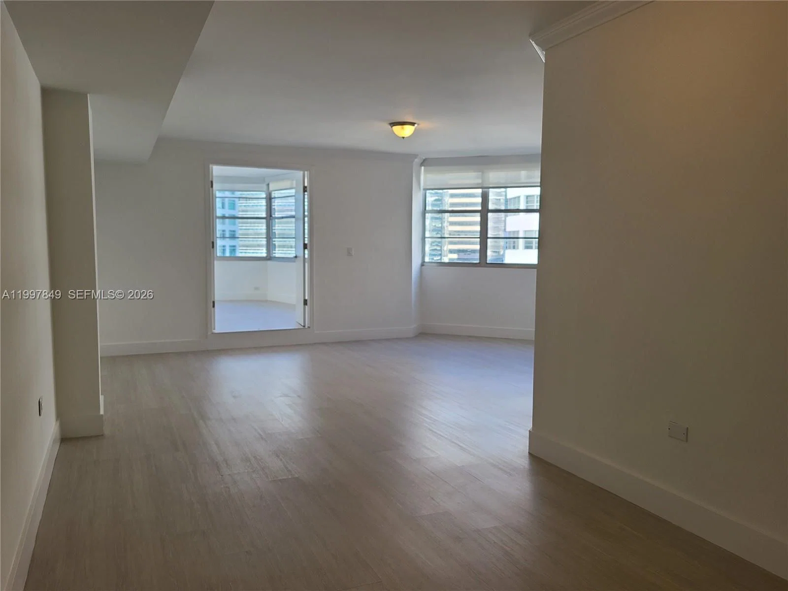 2-bedroom Condo — 999 Brickell Bay Dr #1207, Miami, FL 33131