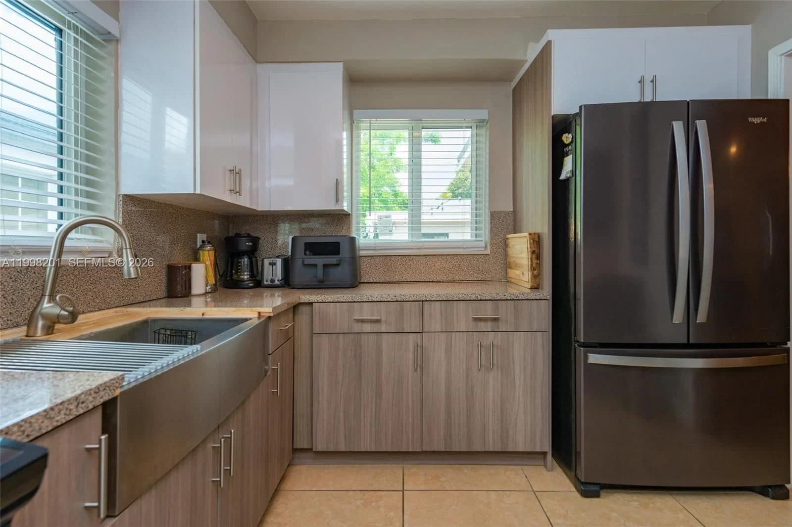 2-bedroom Property — 2925 11th Ave #Front, Miami, FL 33127