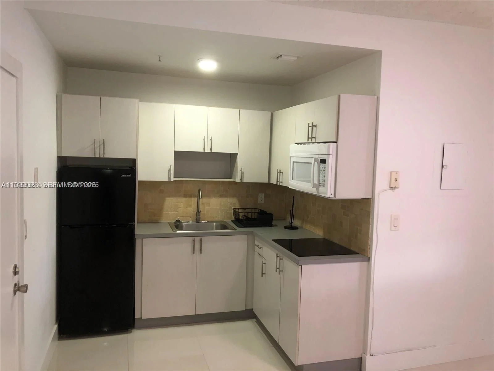 1+1 Daire — 2730 Collins Ave #310, Miami Beach, FL 33140