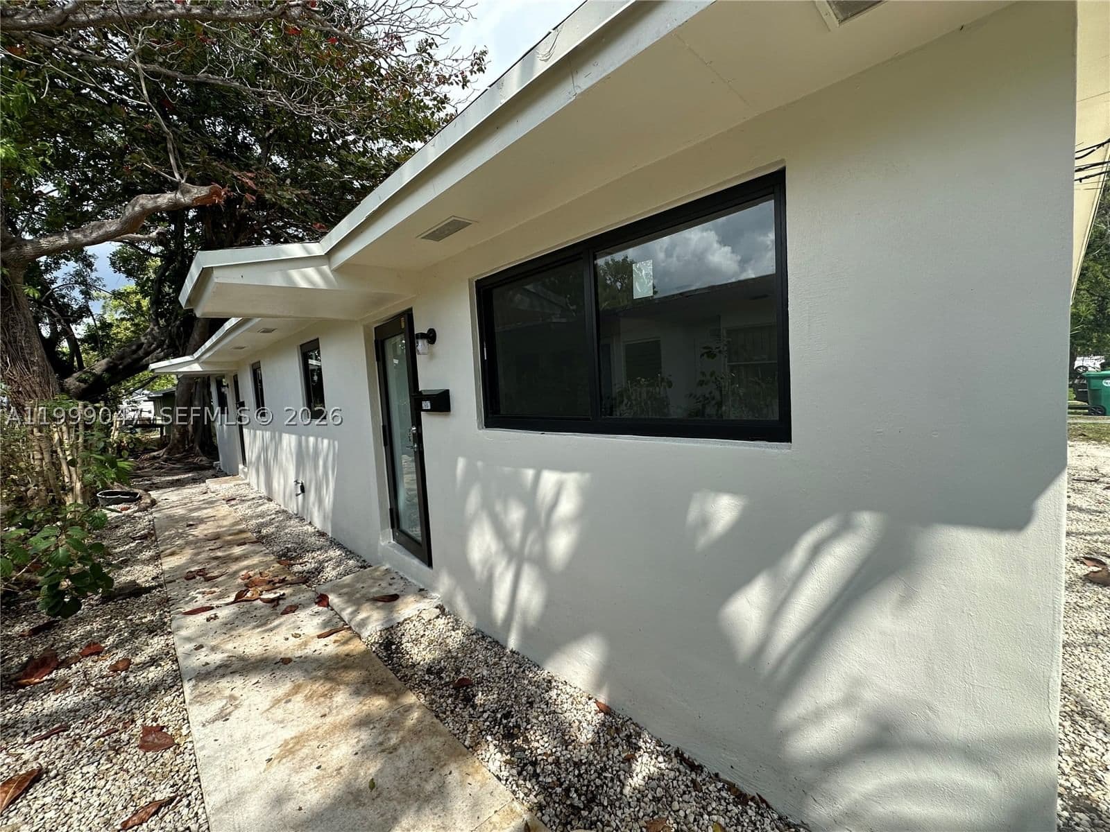 2-bedroom Property — 3689 William Ave #3689, Miami, FL 33133