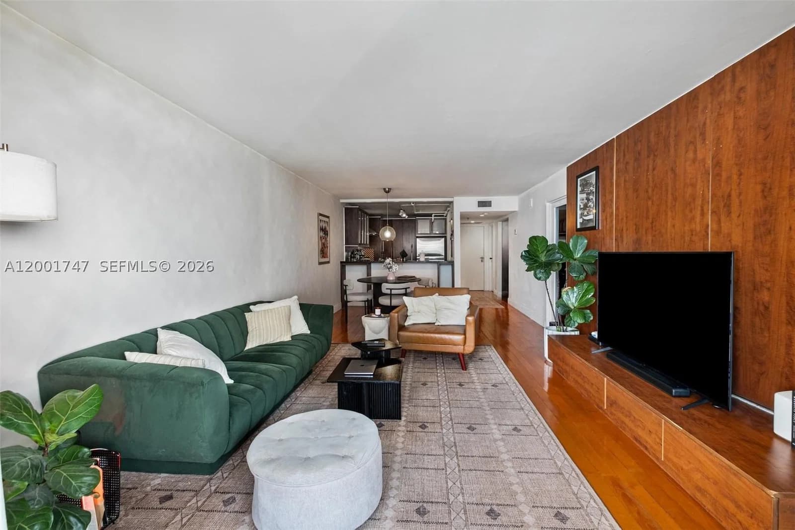 1-bedroom Condo — 555 15th St #26F, Miami, FL 33132