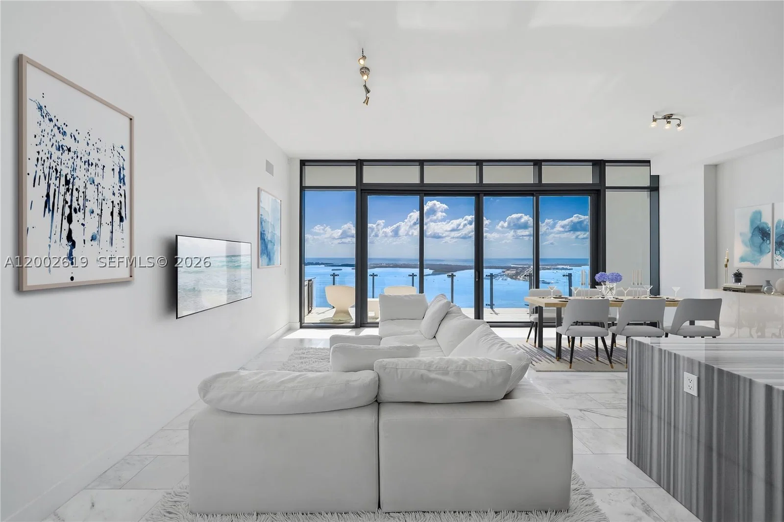 3-bedroom Condo — 1451 Brickell Ave #5101, Miami, FL 33131