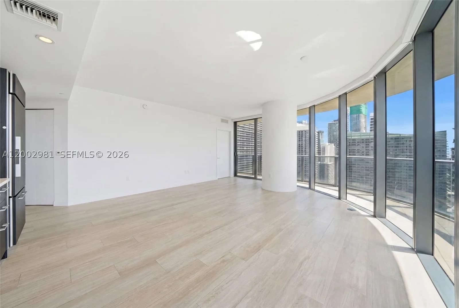 2+1 Condo — 55 9th St #3106, Miami, FL 33130