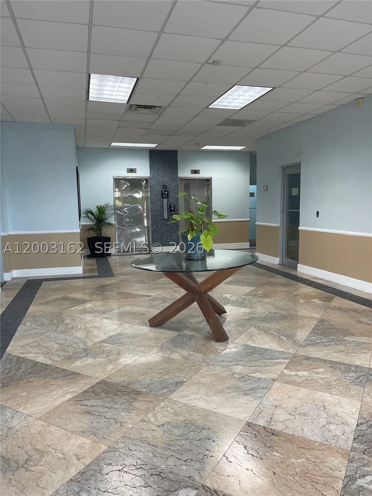 Mülk — 717 Ponce De Leon Blvd #323, Coral Gables, FL 33134