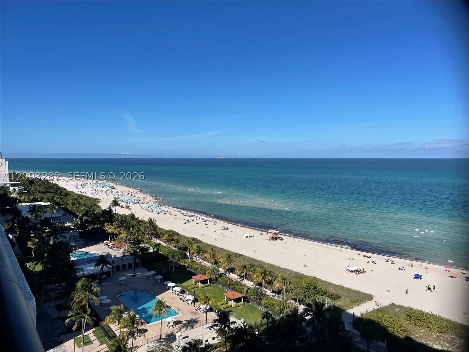 1-bedroom Condo — 2555 Collins Ave #1805, Miami Beach, FL 33140
