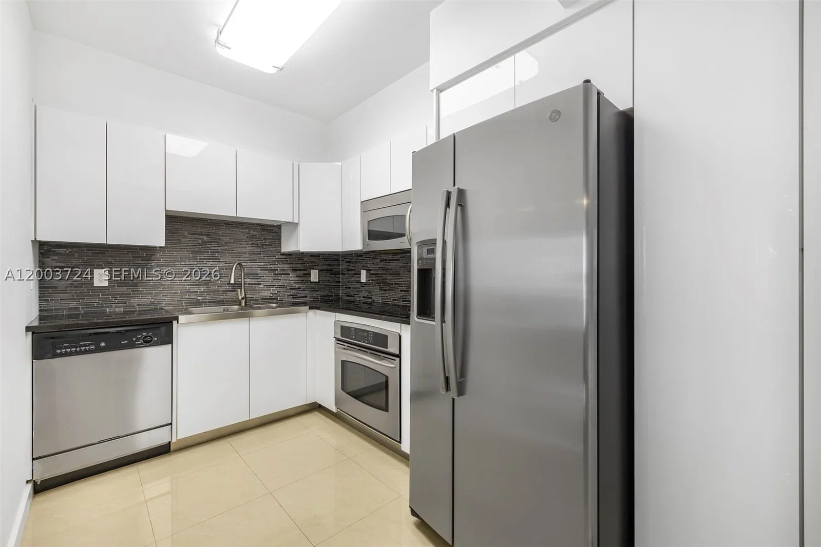 1+1 Condo — 6365 Collins Ave #805, Miami Beach, FL 33141