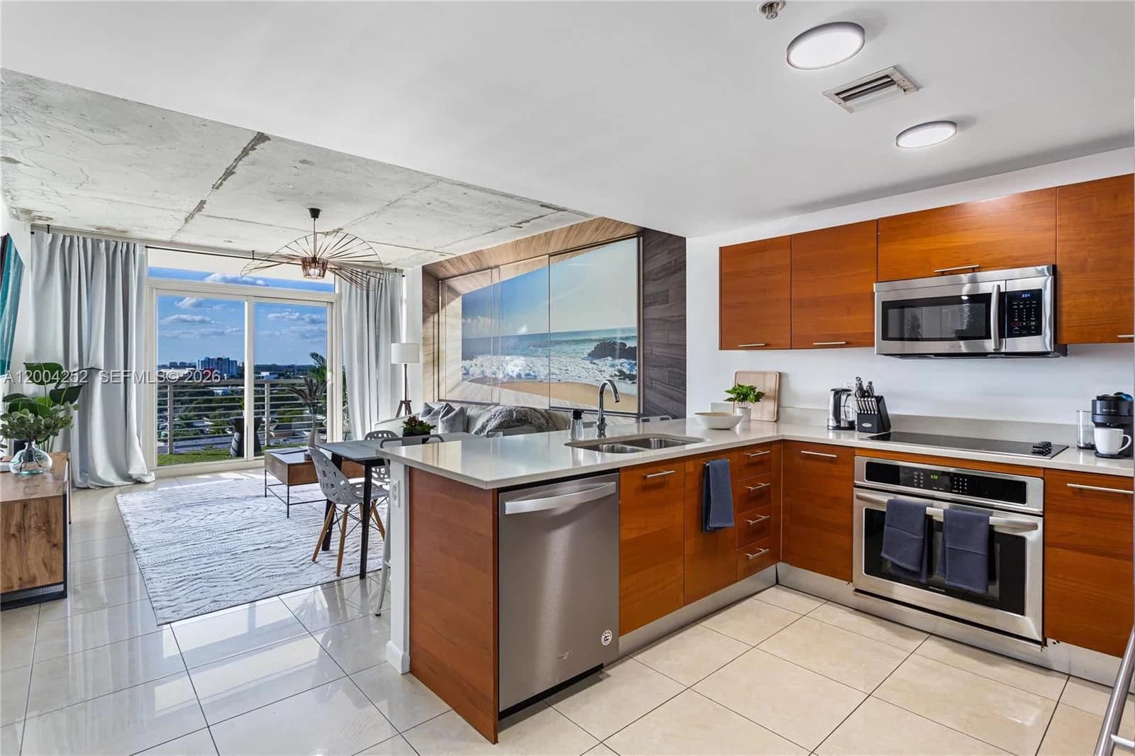 2-bedroom Condo — 3250 1st Ave #913, Miami, FL 33137