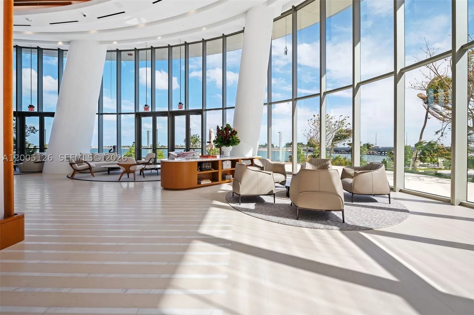 3-bedroom Condo — 175 25 RD #2604, Miami, FL 33129