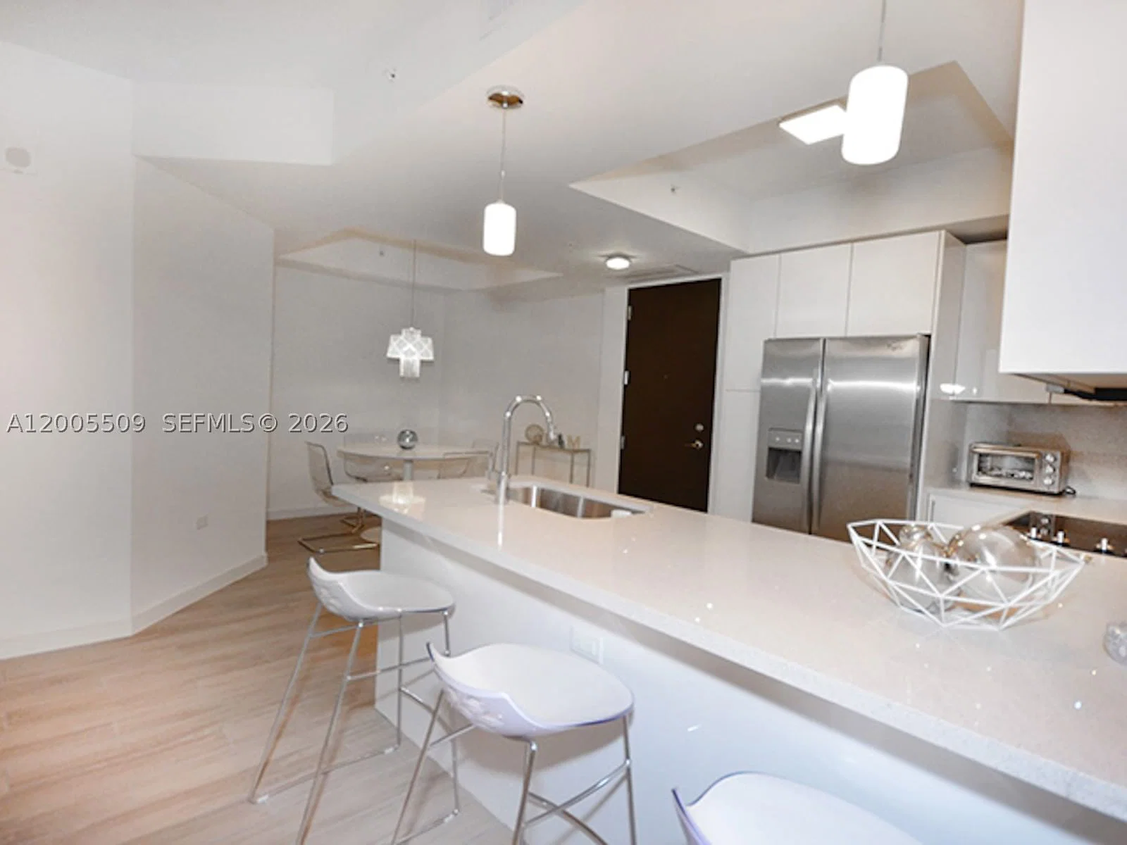 2+1 Condo — 999 1st Ave #1611, Miami, FL 33130