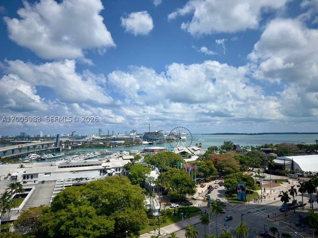 Condo — 398 5th St #4313, Miami, FL 33132