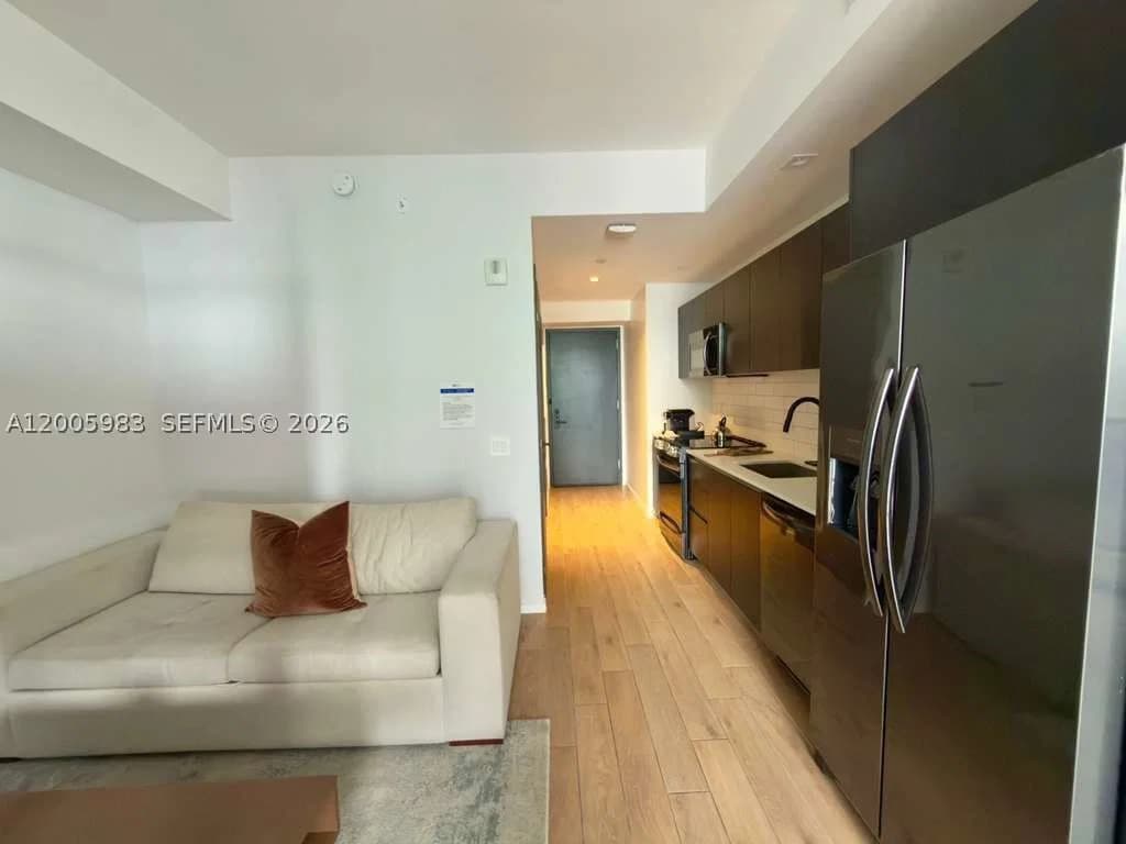 Condo — 398 5th St #4313, Miami, FL 33132