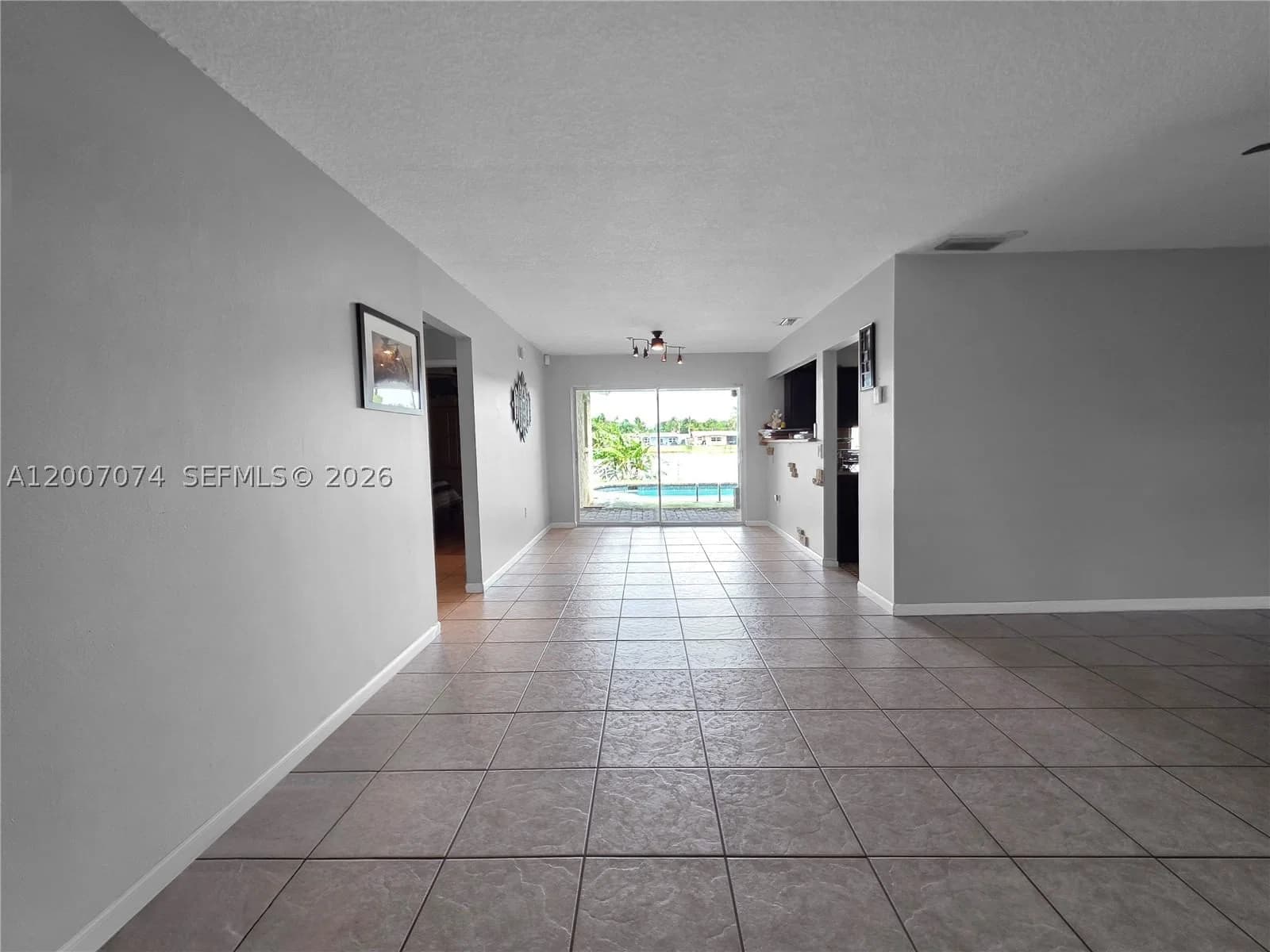 3+1 Müstakil ev — 11661 31st Pl, Sunrise, FL 33323