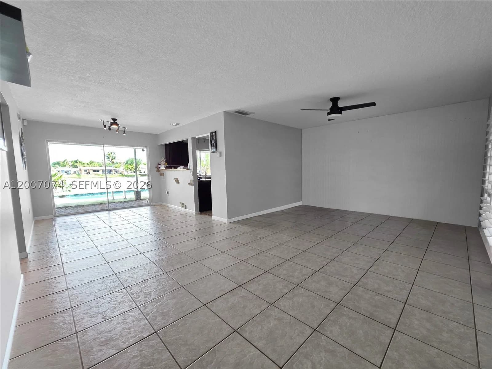 3+1 Müstakil ev — 11661 31st Pl, Sunrise, FL 33323