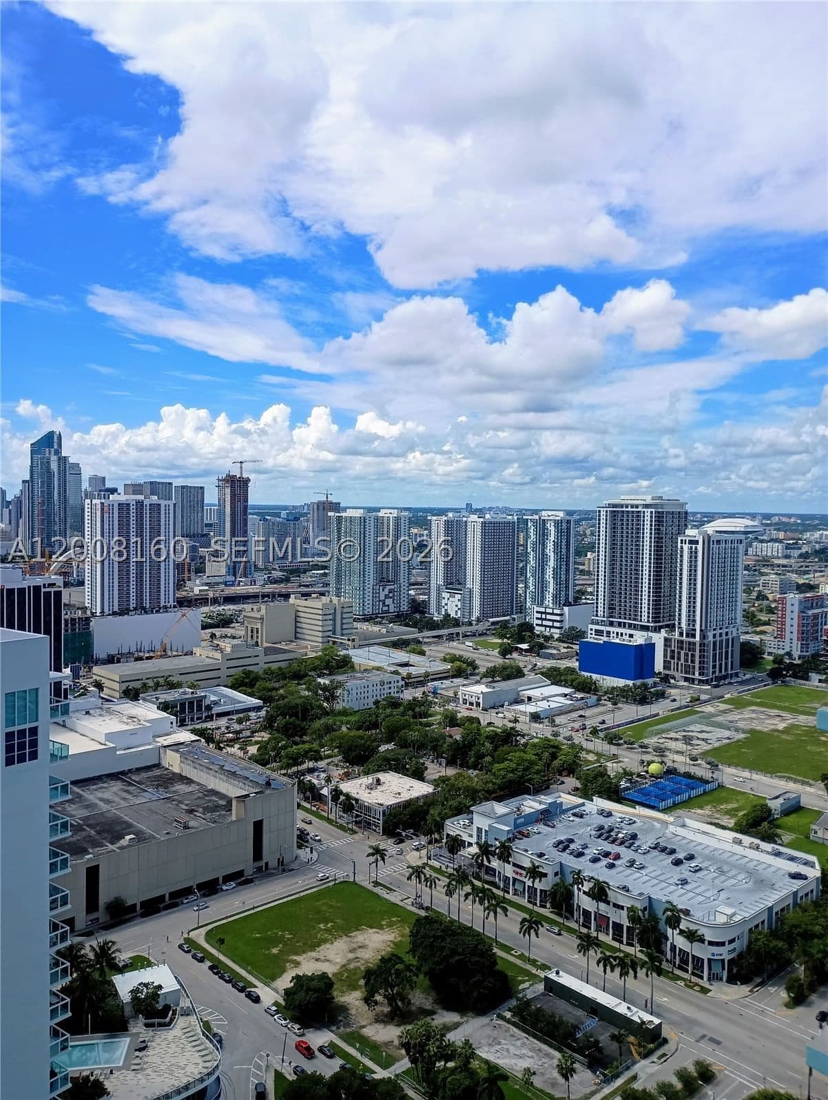 1+1 Condo — 1900 Bayshore Dr #4007, Miami, FL 33132