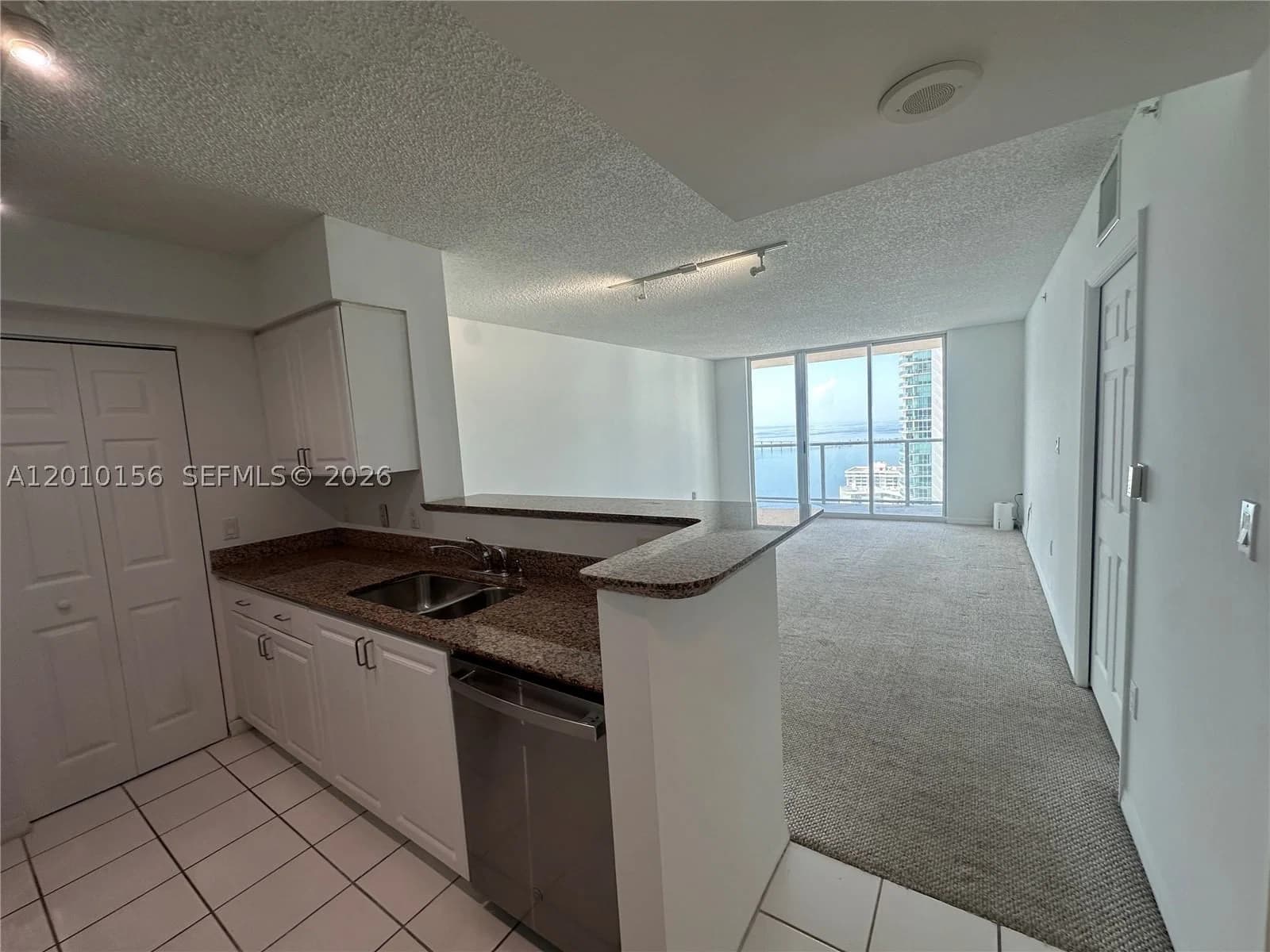 1-bedroom Condo — 1155 Brickell Bay Dr #3007, Miami, FL 33131