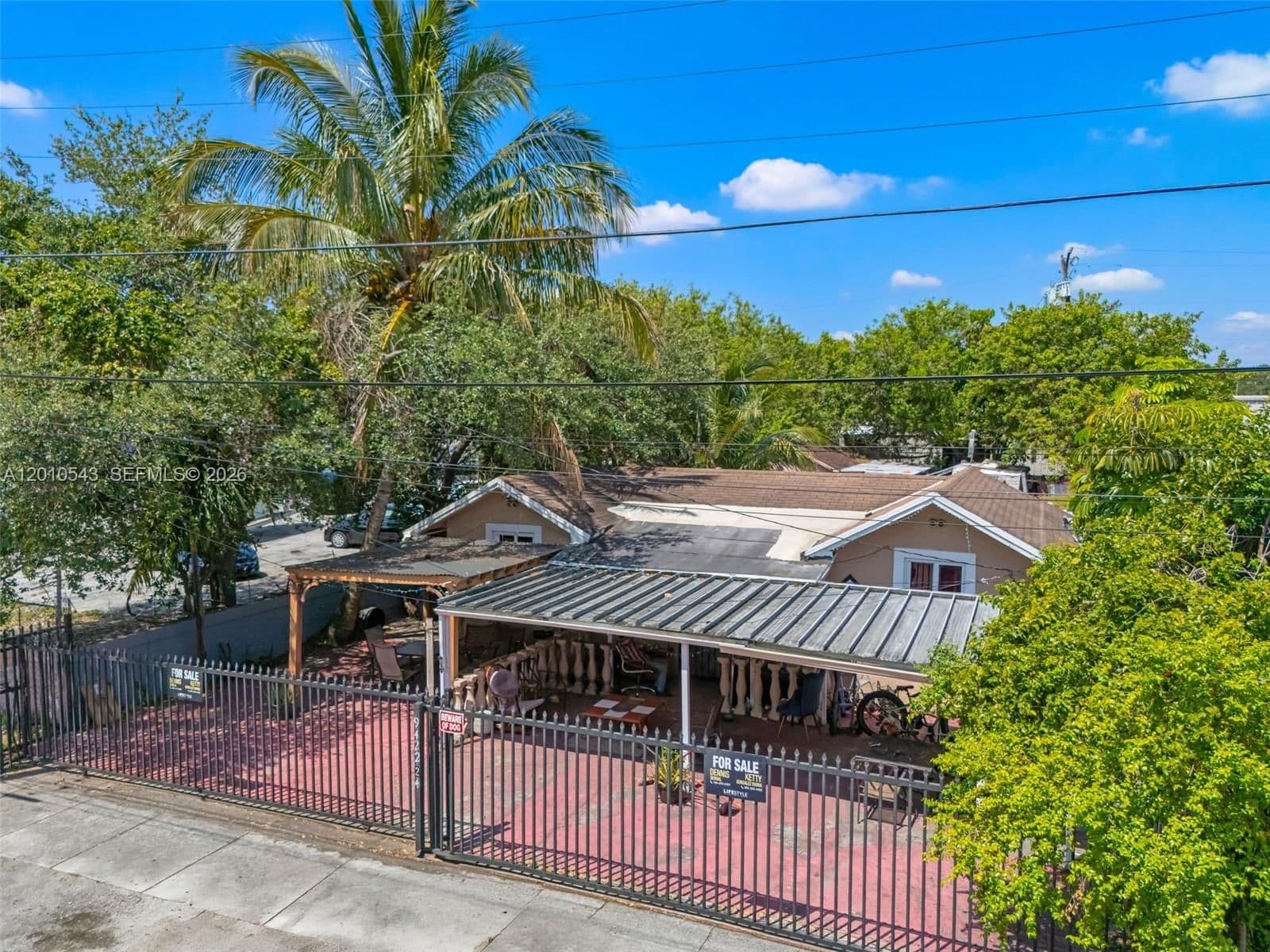 2+1 Müstakil ev — 9422 26th Ave, Miami, FL 33147