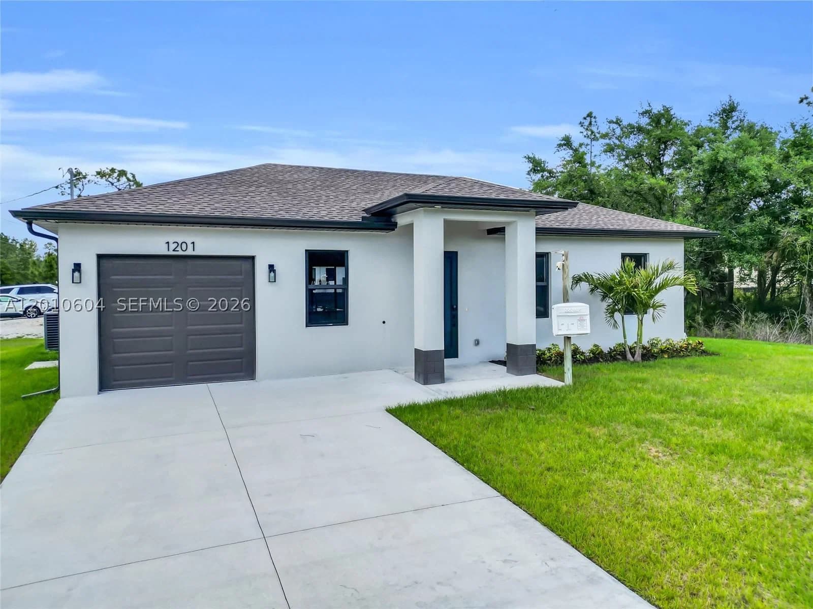 3+1 Müstakil ev — 1201 E 7th ST, Lehigh Acres, FL 33972
