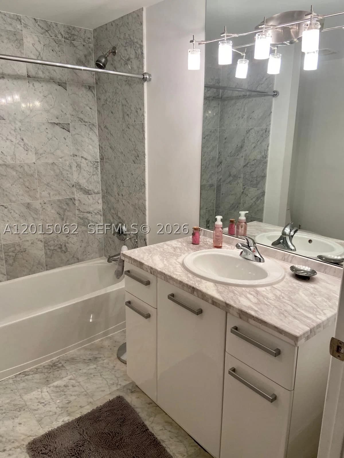 Condo — 253 2nd St #312, Miami, FL 33132