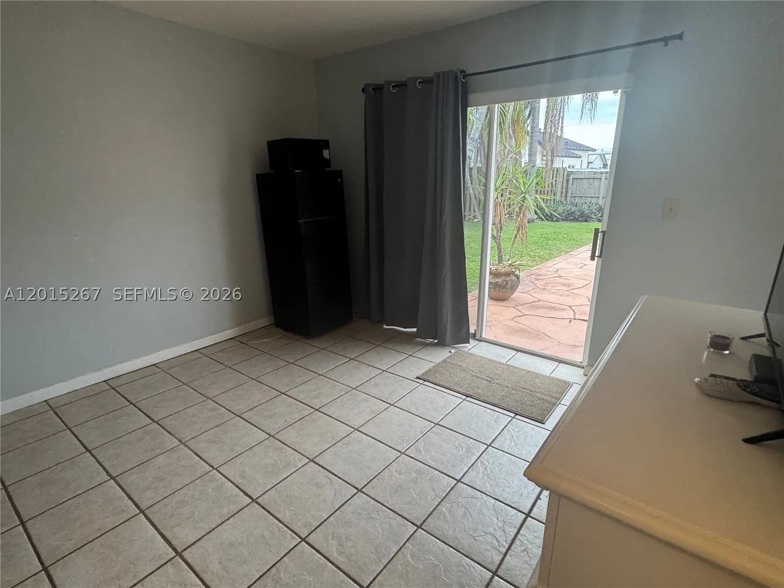 1-bedroom Condo — 17016 144th Ct #B, Miami, FL 33177
