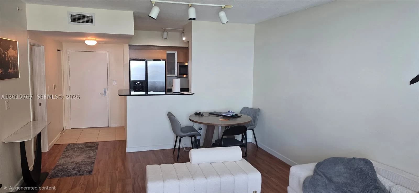 1+1 Condo — 325 Biscayne Blvd #4016, Miami, FL 33131