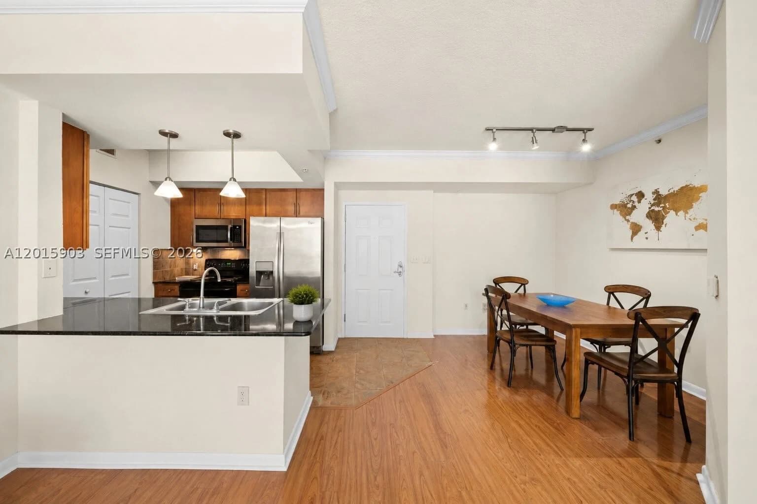 2-bedroom Condo — 2000 Bayshore Dr #1005, Miami, FL 33137