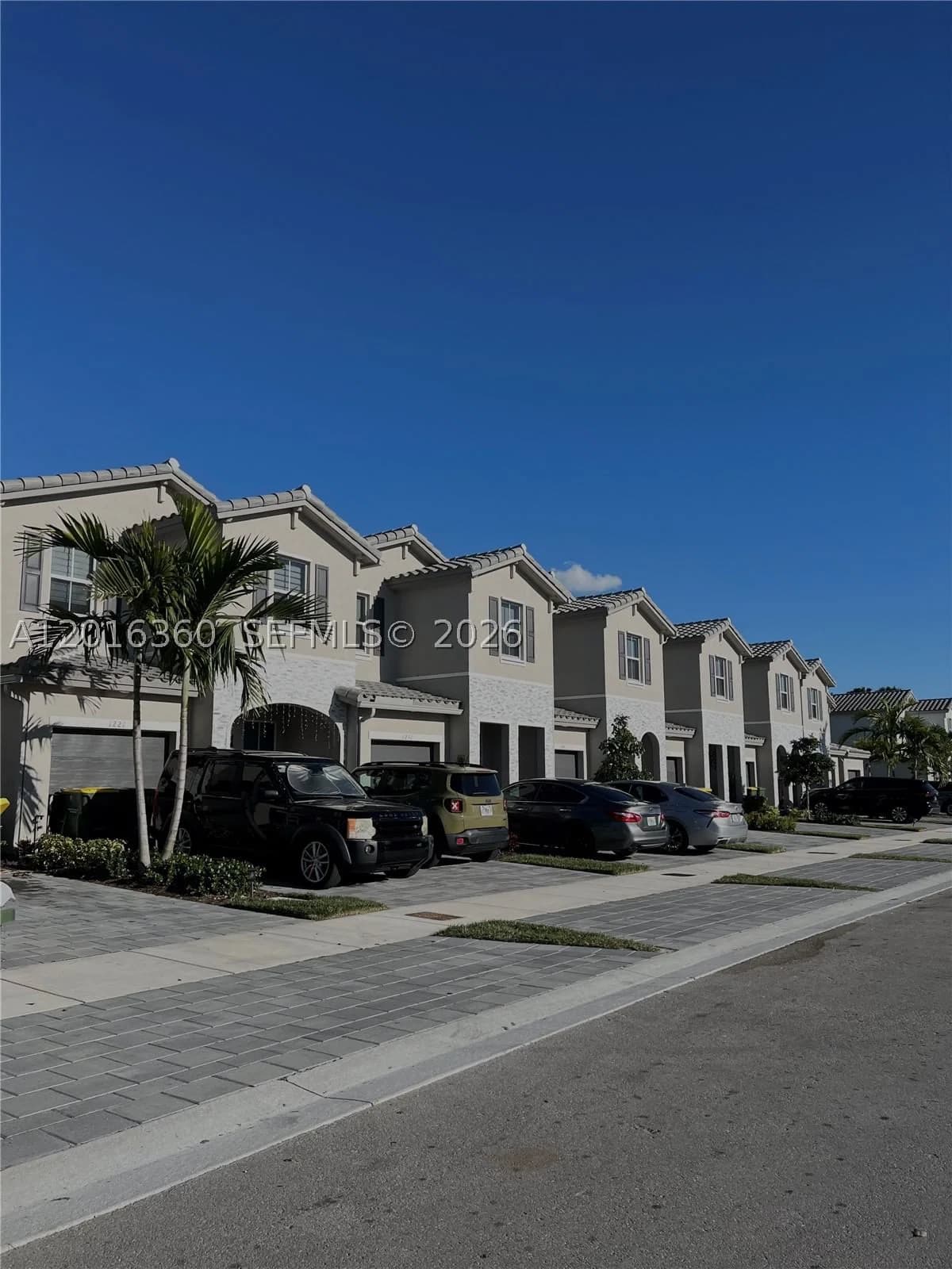3+1 Townhouse — 1211 27th Ter, Homestead, FL 33035