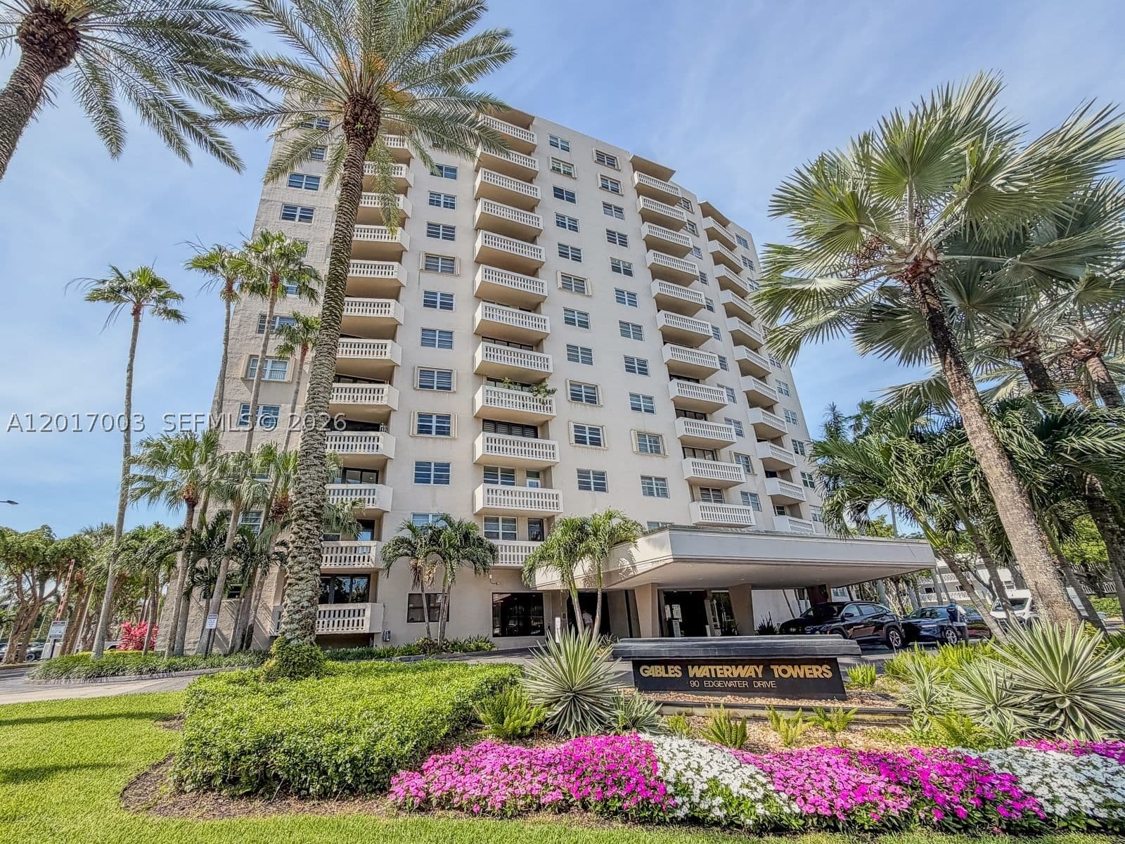 2+1 Condo — 90 Edgewater Dr #114, Coral Gables, FL 33133