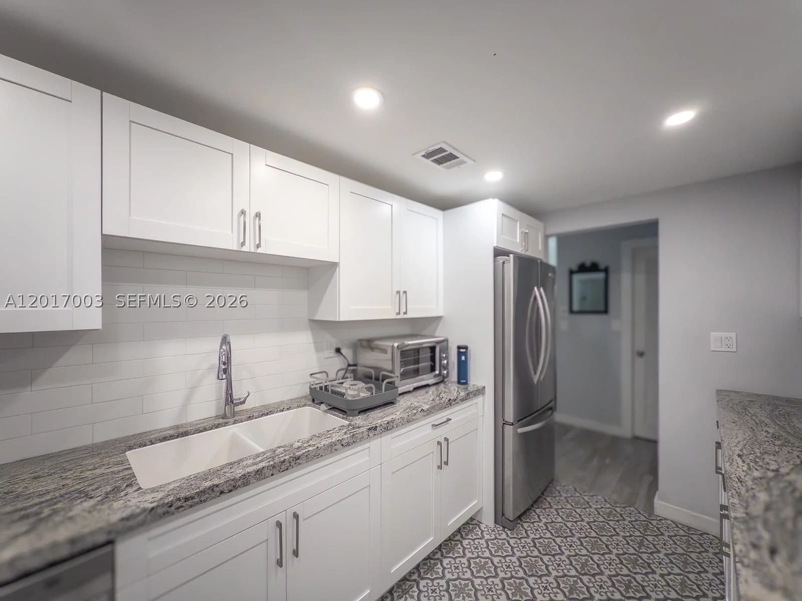 2+1 Condo — 90 Edgewater Dr #114, Coral Gables, FL 33133