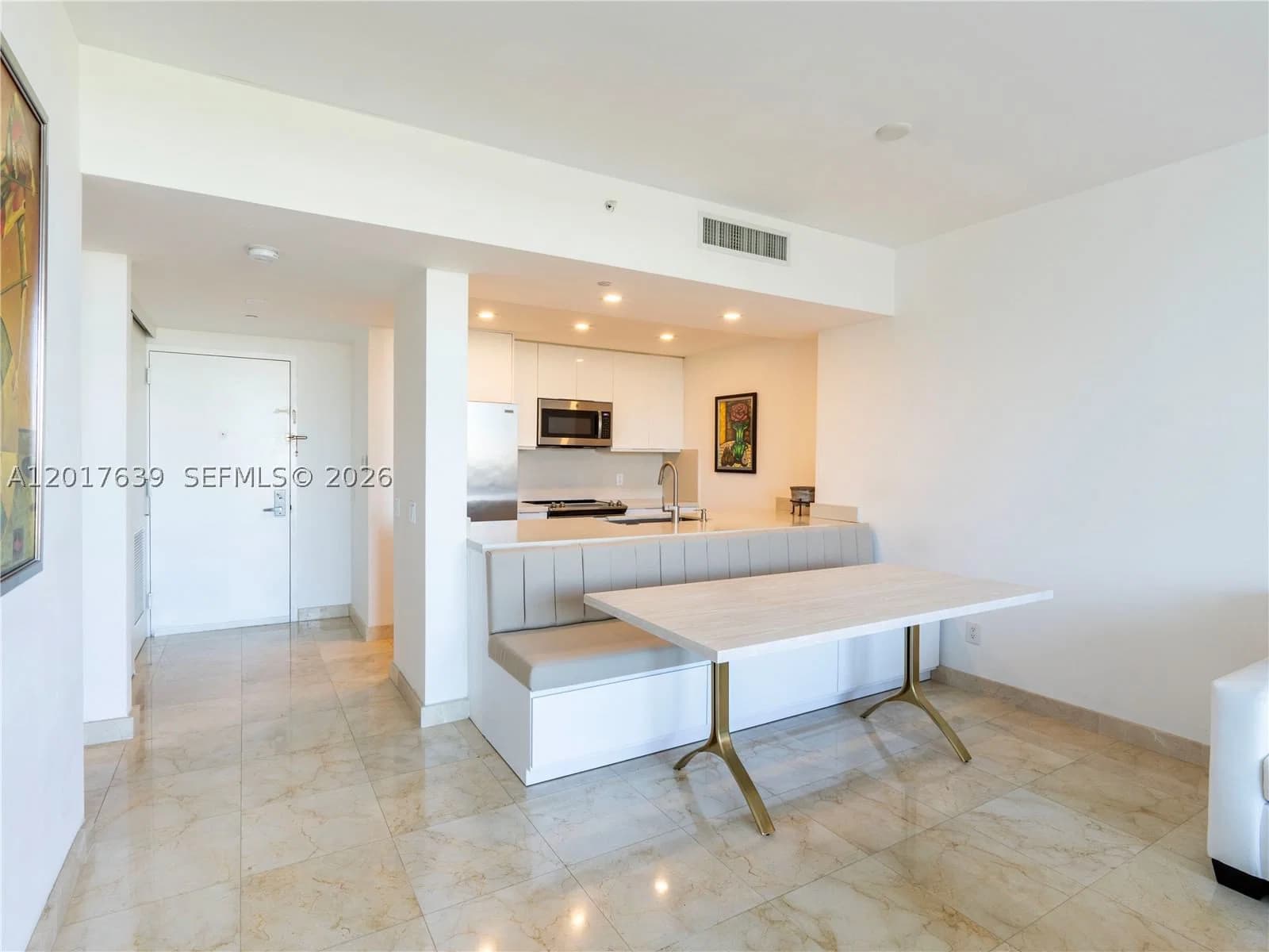 1+1 Condo — 2475 Brickell Ave #903, Miami, FL 33129